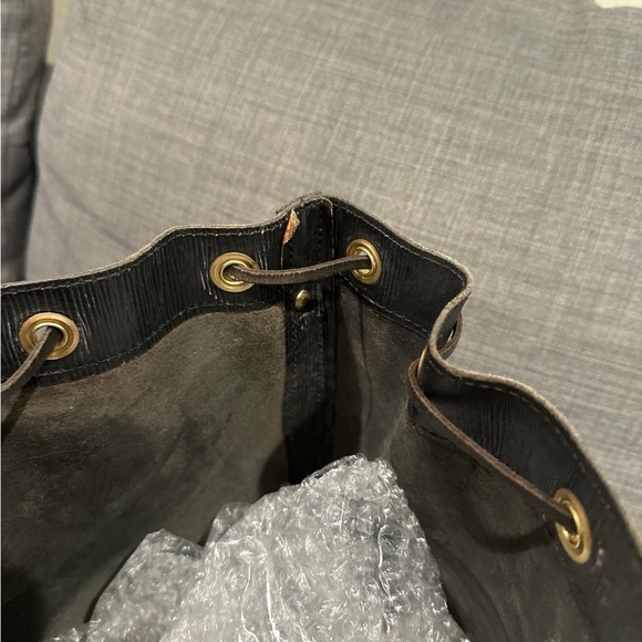 SOLD———-Louis Vuitton Epi Black Noe - Picture 11 of 12